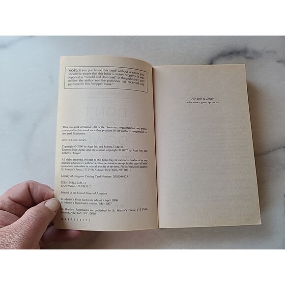 Don't Look Down by Bob Mayer and Jennifer Crusie (2007, Mass Market) - Picture 4 of 10